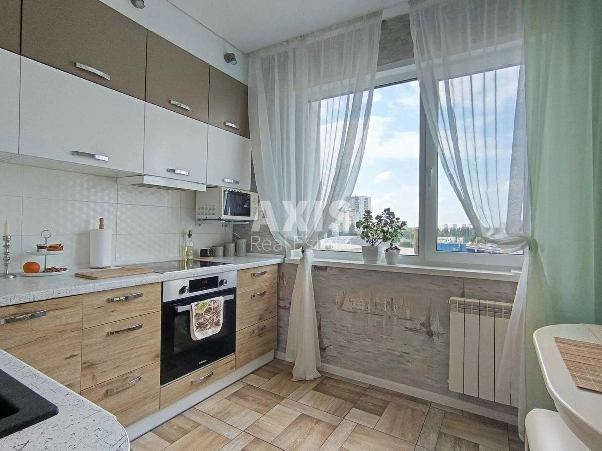 3k apartment vul. Zabolotnogo Akademika 841887