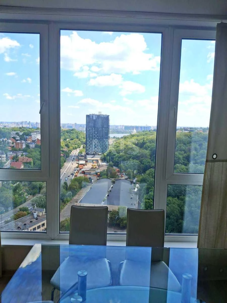 3k apartment vul. Staronavodnyc'ka 8Б705483