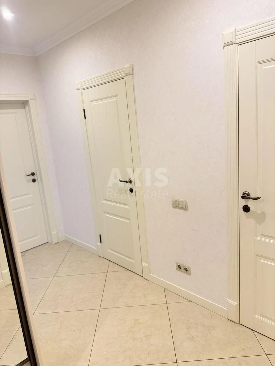 3k apartment vul. Kahovs'ka 606670616