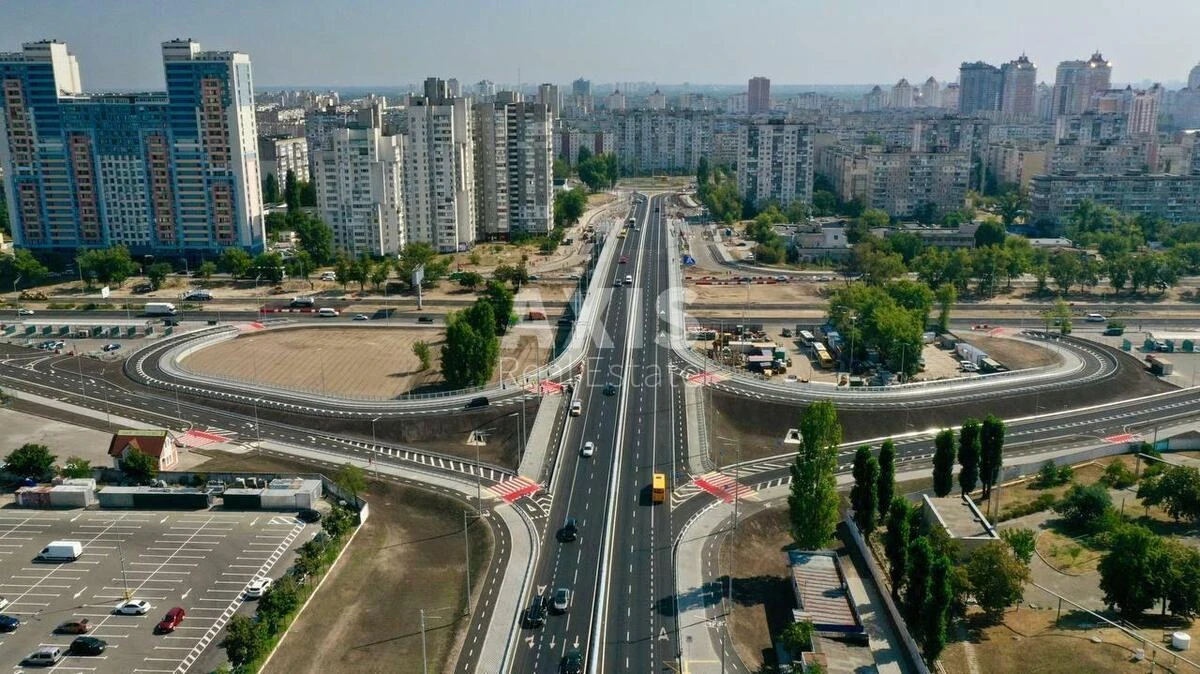 4k apartment vul. Bogatyrs'ka 6/15315911