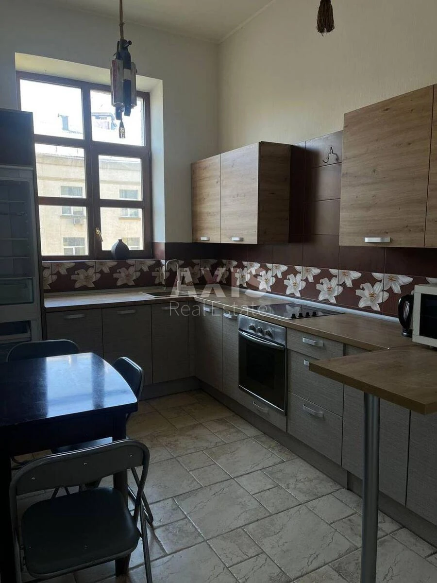 2k apartment vul. Esplanadna 268813