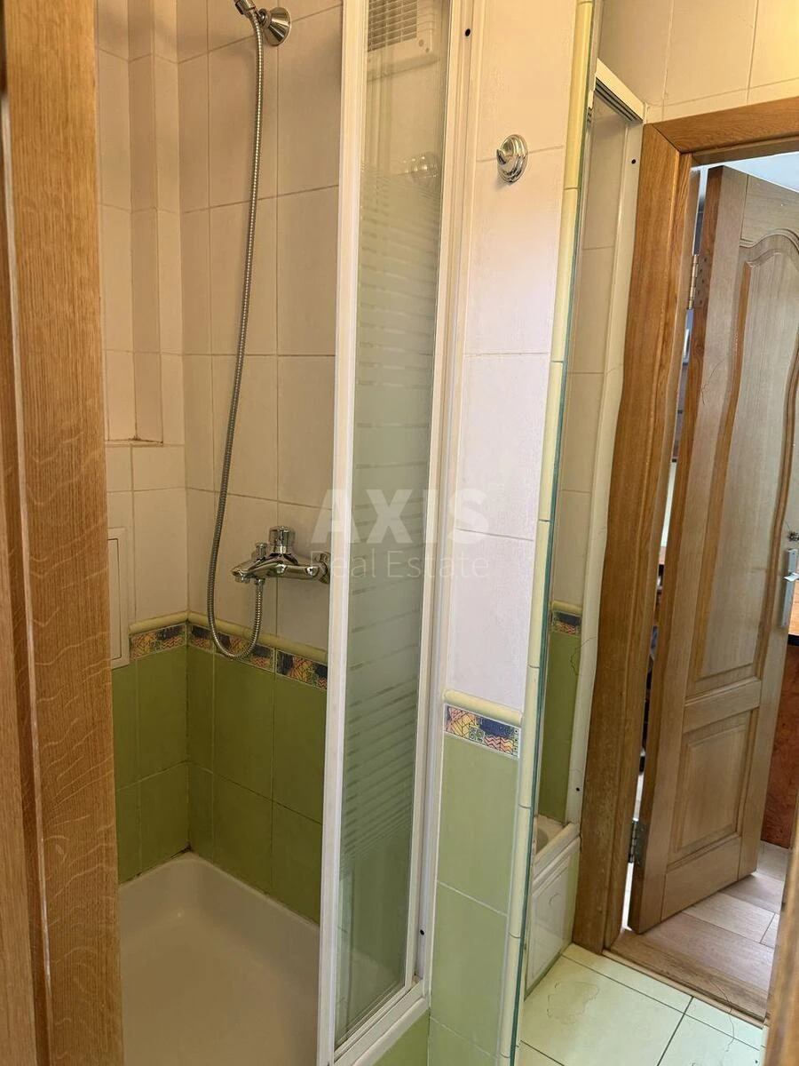 Office vul. Antonovycha 72, 60m26868910