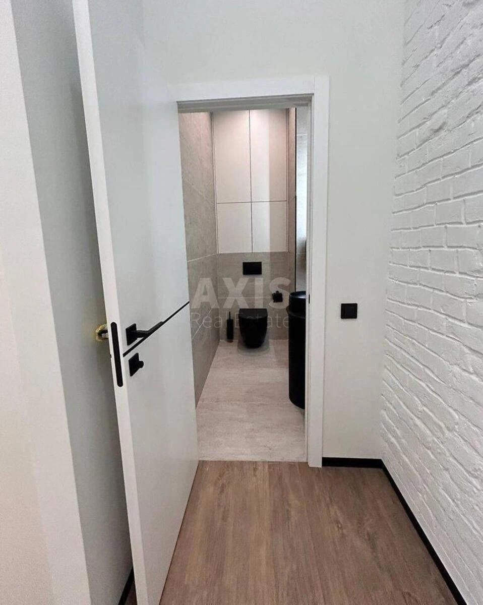 Office vul. Bohdana Stupky 3, 77m2690982