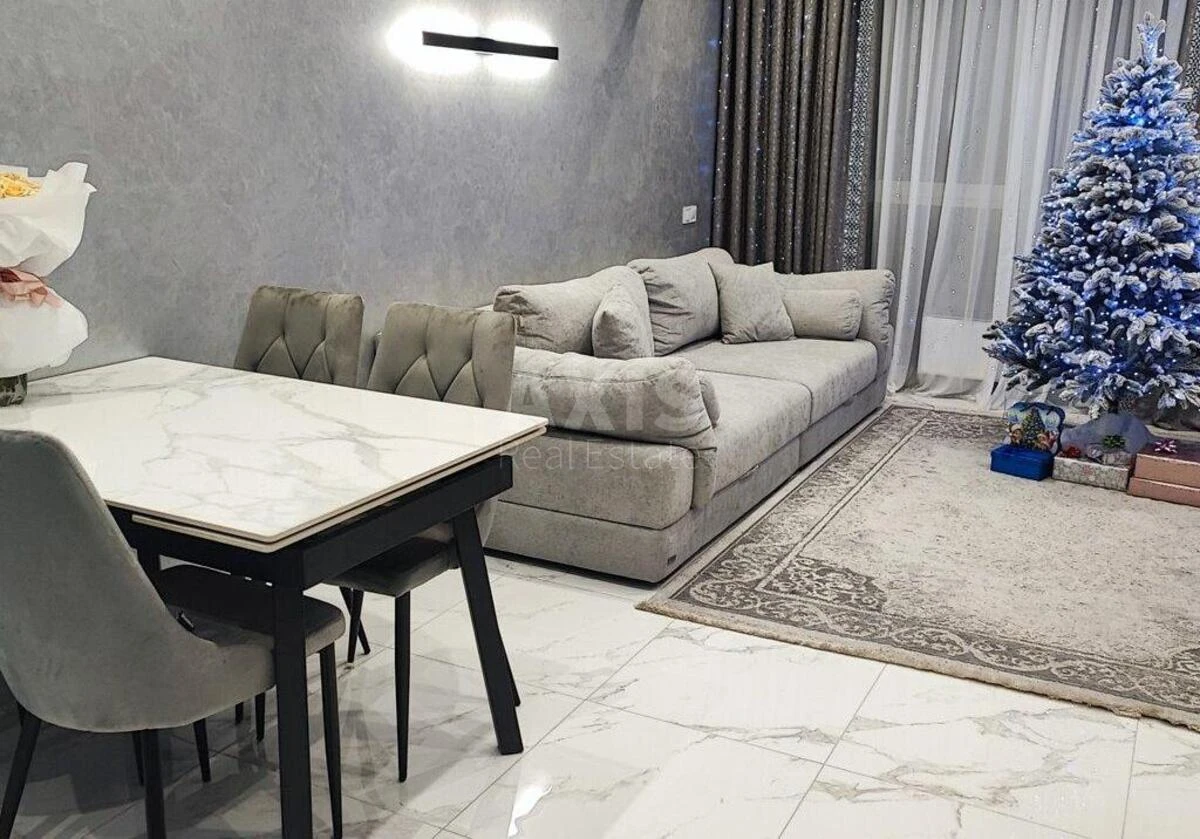 2k apartment nab. Dniprovs'ka 15Ж720290