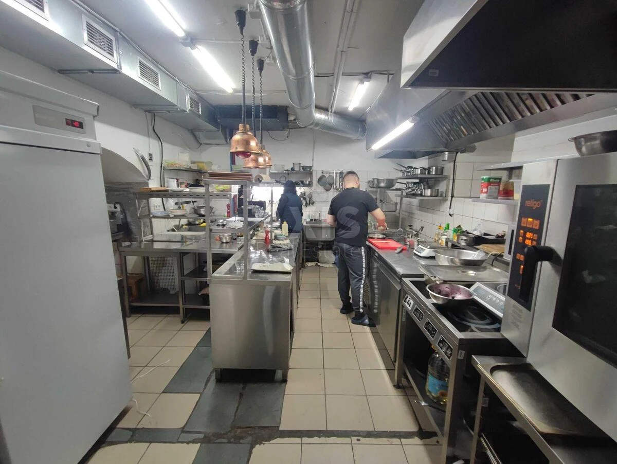 Trade object vul. Volodymyrs'ka 42, 256m2663304