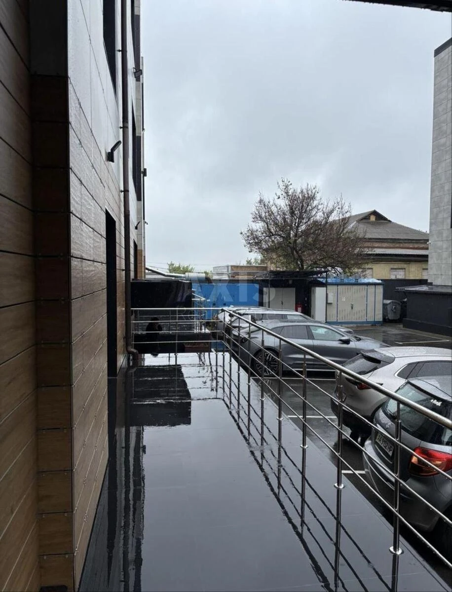 Office vul. Myhajla Maksymovycha 8, 450m26918113