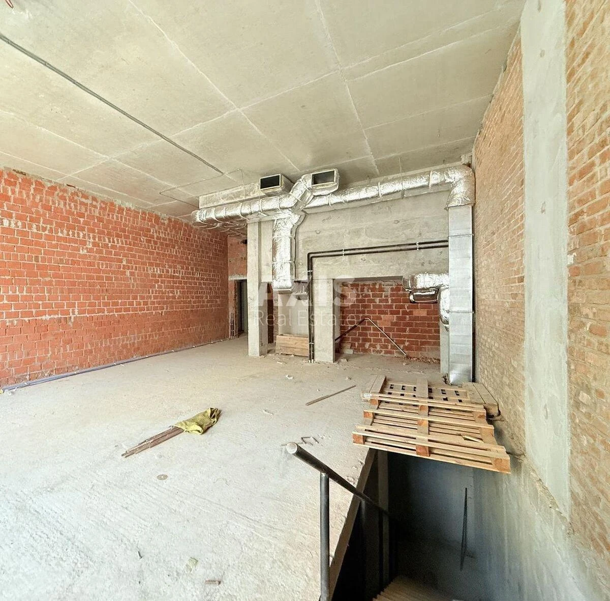 Объект торговли ул. Сагайдачного Петра 18, 197м2571925