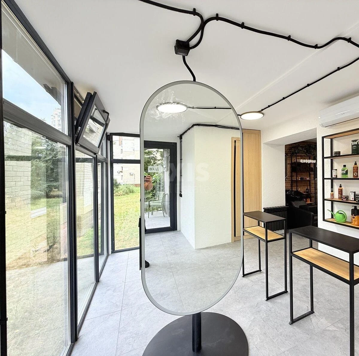 Объект торговли пр-т Владимира Ивасюка 14Б, 73м2624983