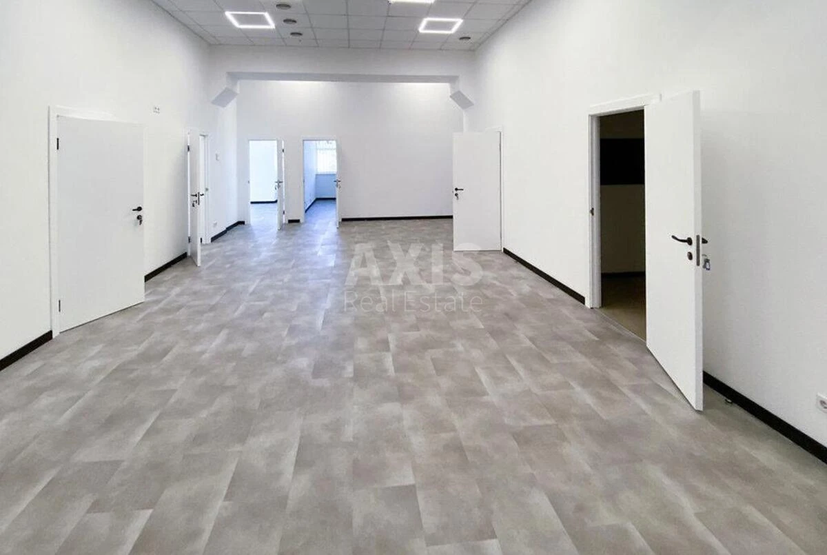 Office prov. Ohtyrs'kyj 7, 359m2650722