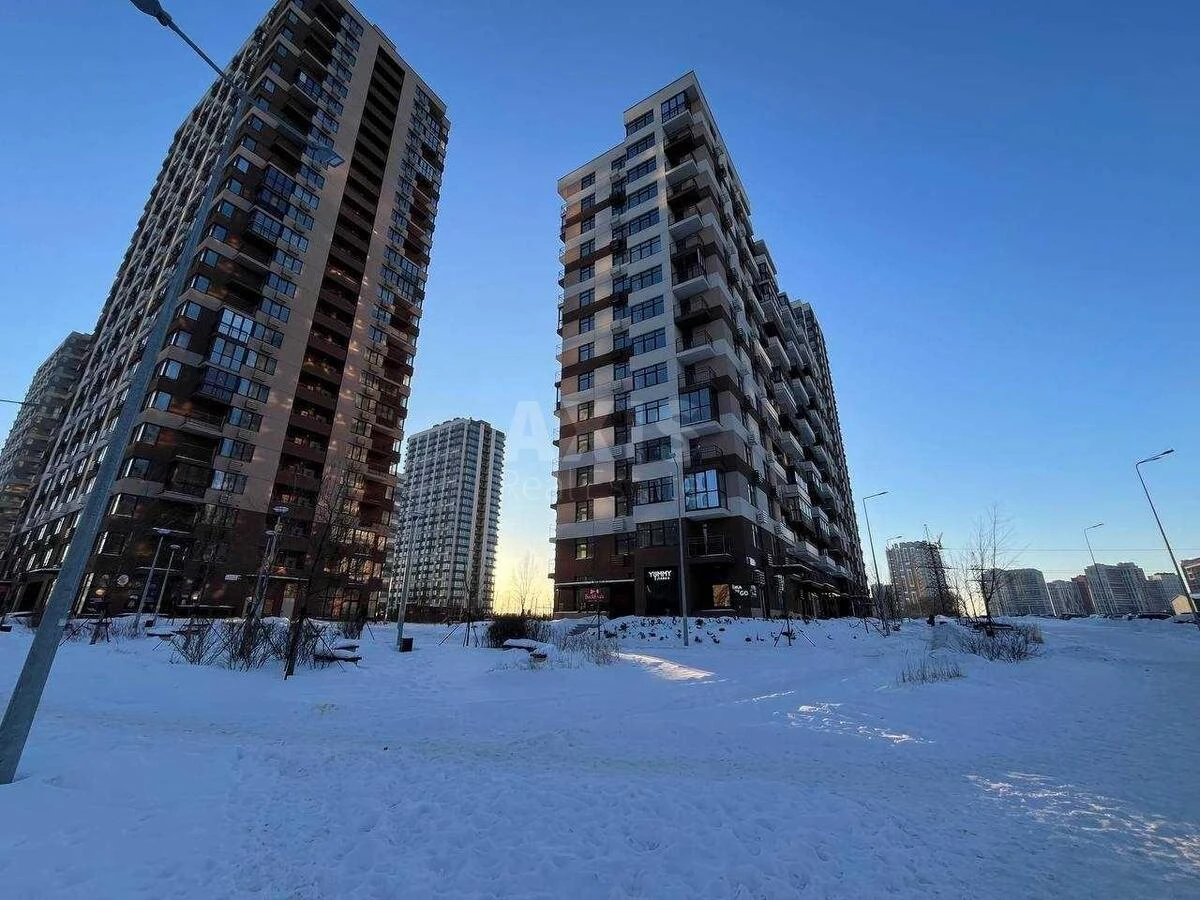 Service object vul. Oleksandra Olesja 7, 69m2652000