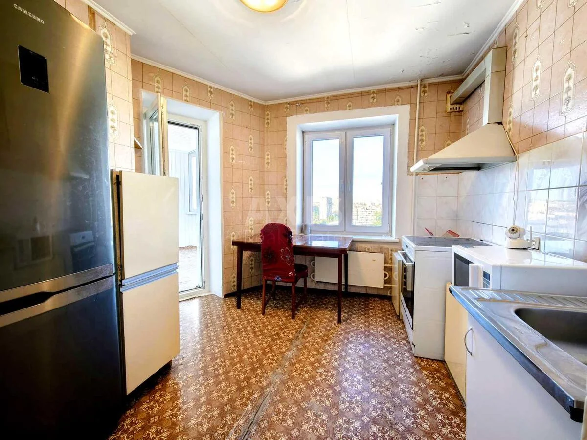 3k apartment vul. Levka Lukyanenka 13А