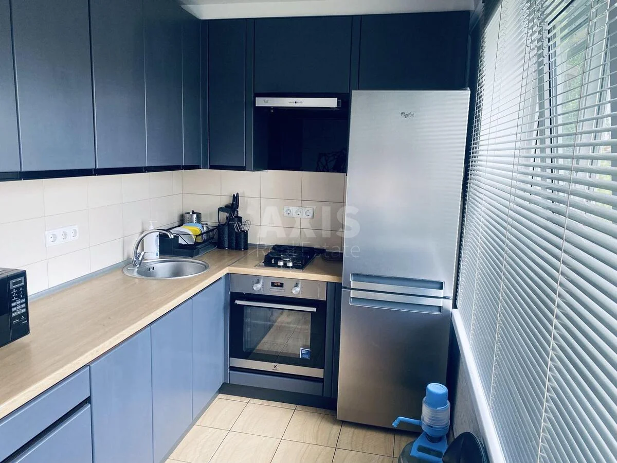 2k apartment vul. Mriyi 20А
