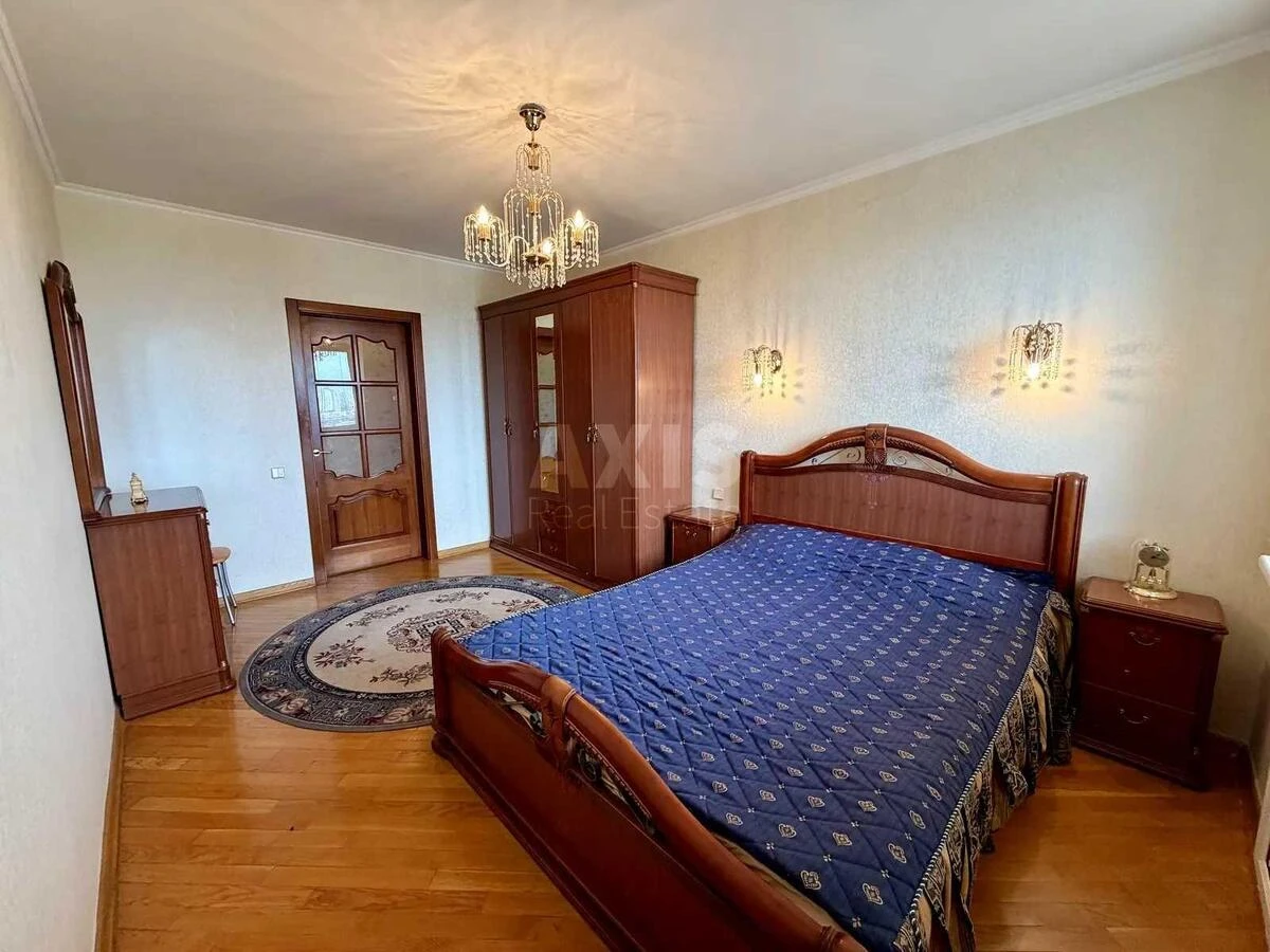 2к квартира бул. Верховного Совета 21А7006112