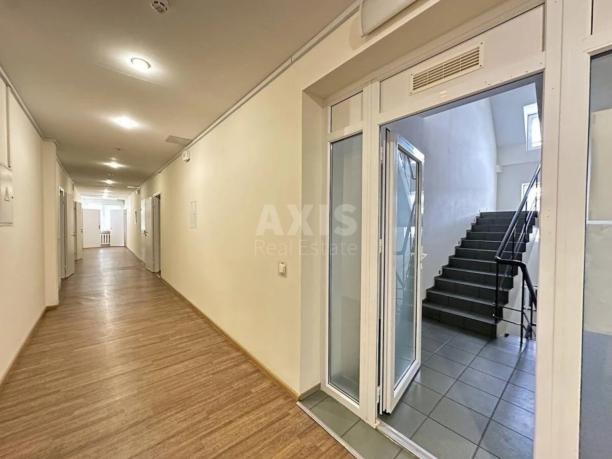 Office vul. Pymonenka Mykoly 13, 1612m2670102