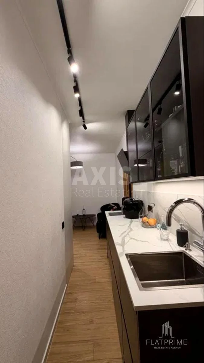 3k apartment pr-t Komarova Kosmonavta 46639861