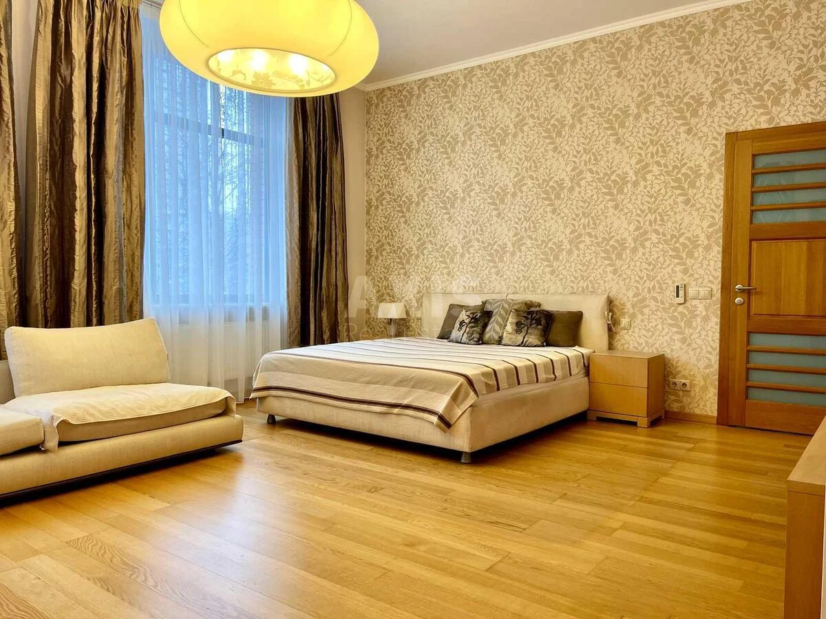 Дoм ул. Редутная, 575м2, город Киев7045410