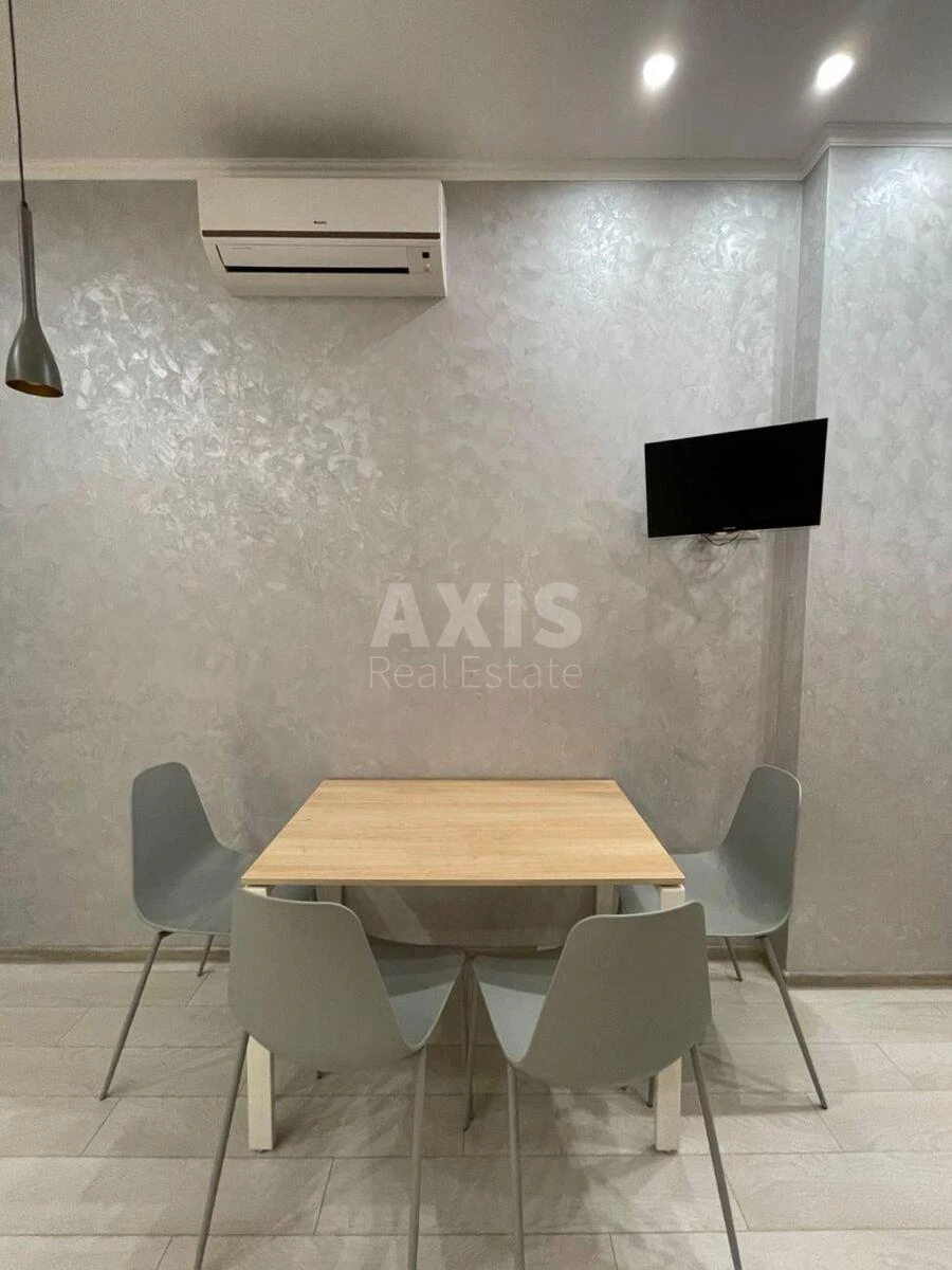 1k apartment vul. Truskavec'ka 4Б600593