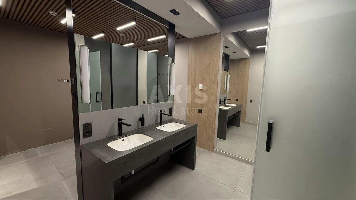 Объект торговли ул. Большая Житомирская 10, 147м26469110