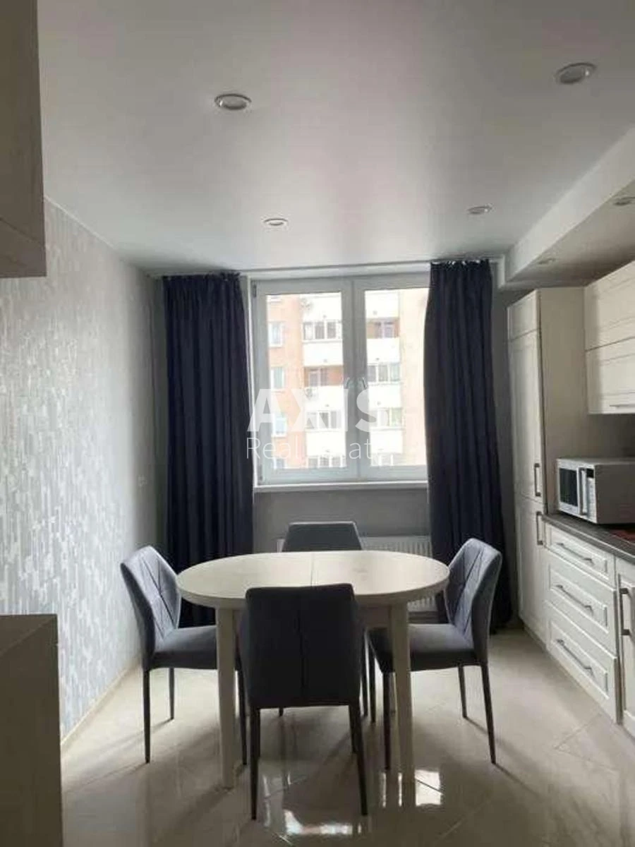 2к квартира ул. Соломии Крушельницкой 15А301460