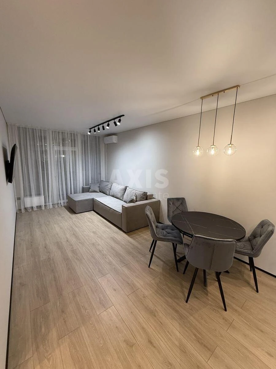 1k apartment pr-t Berestejskij 11Б679611