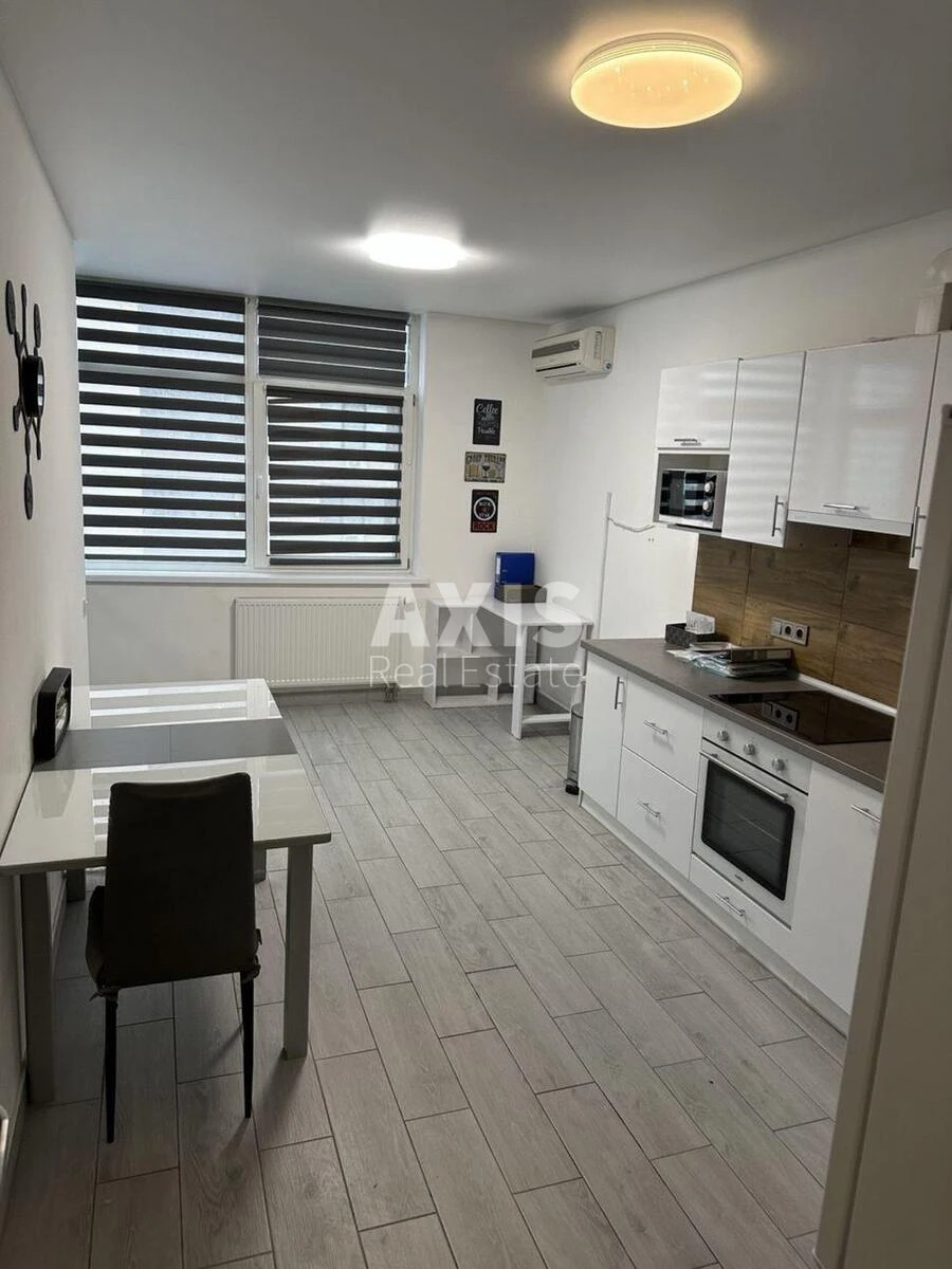 2k apartment vul. Oleksandra Olesja 6B677690