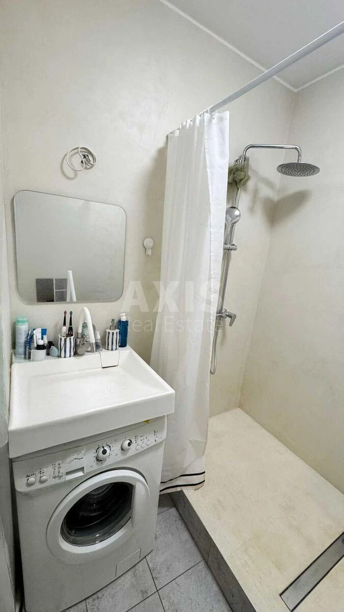 1k apartment vul. Ahmatovoi' Anny 35А707055