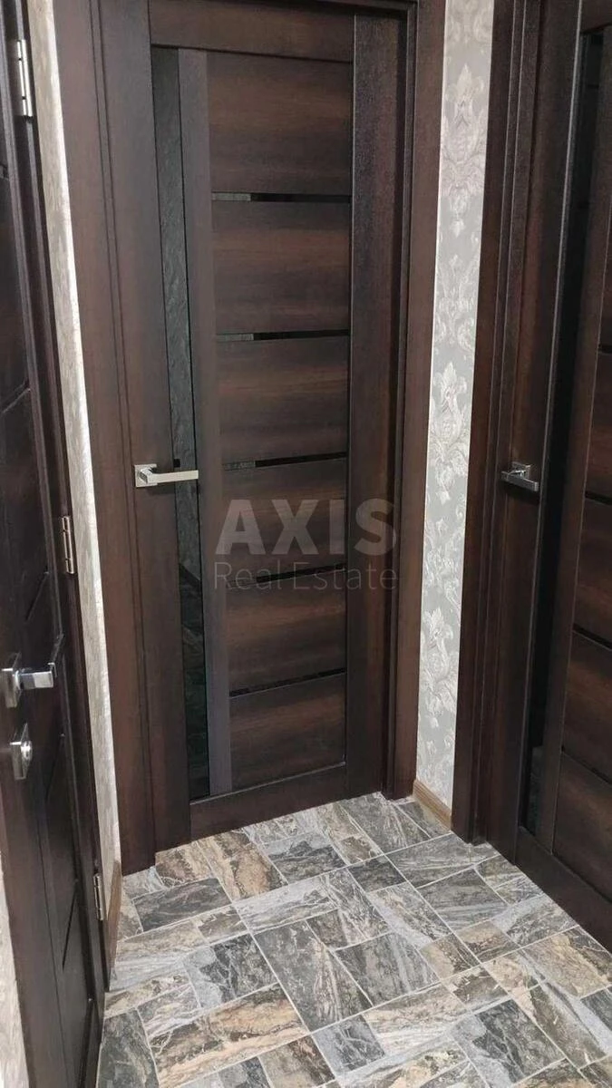 1k apartment vul. Chervonopil's'ka 16516044