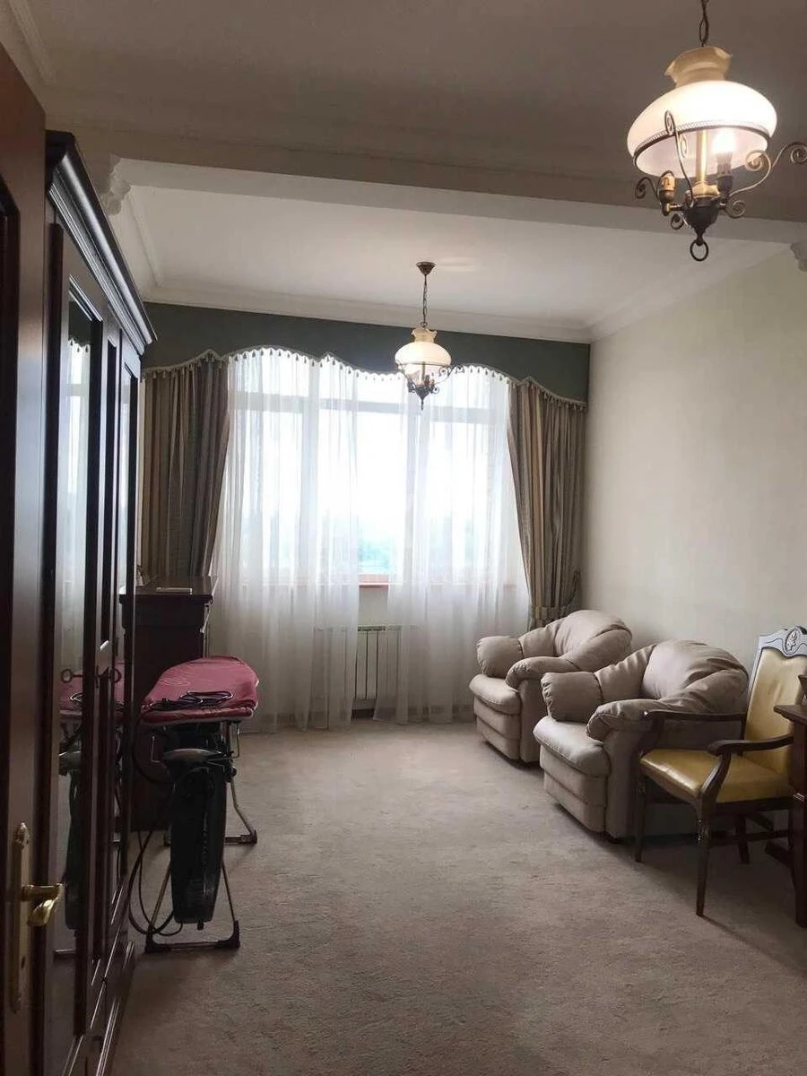 3k apartment pr-t Volodimira Іvasyuka 12Є693235