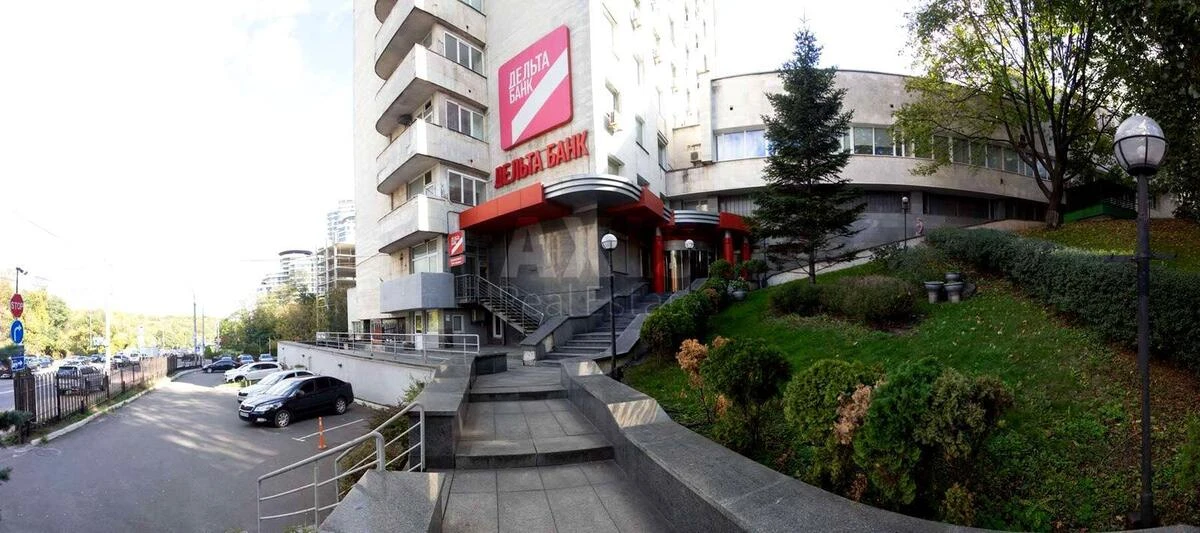 Офис бул. Николая Михновского 38, 5400м2678900