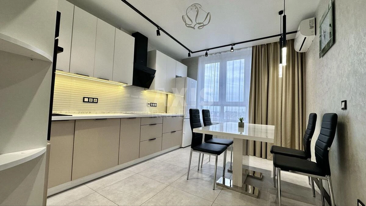 2k apartment vul. Dragomanova 1064572