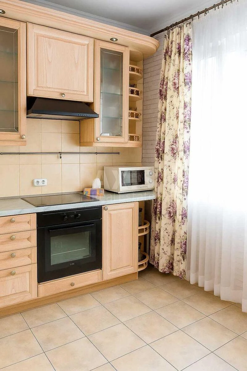 3k apartment vul. Ronalda Reyhana 30А62387