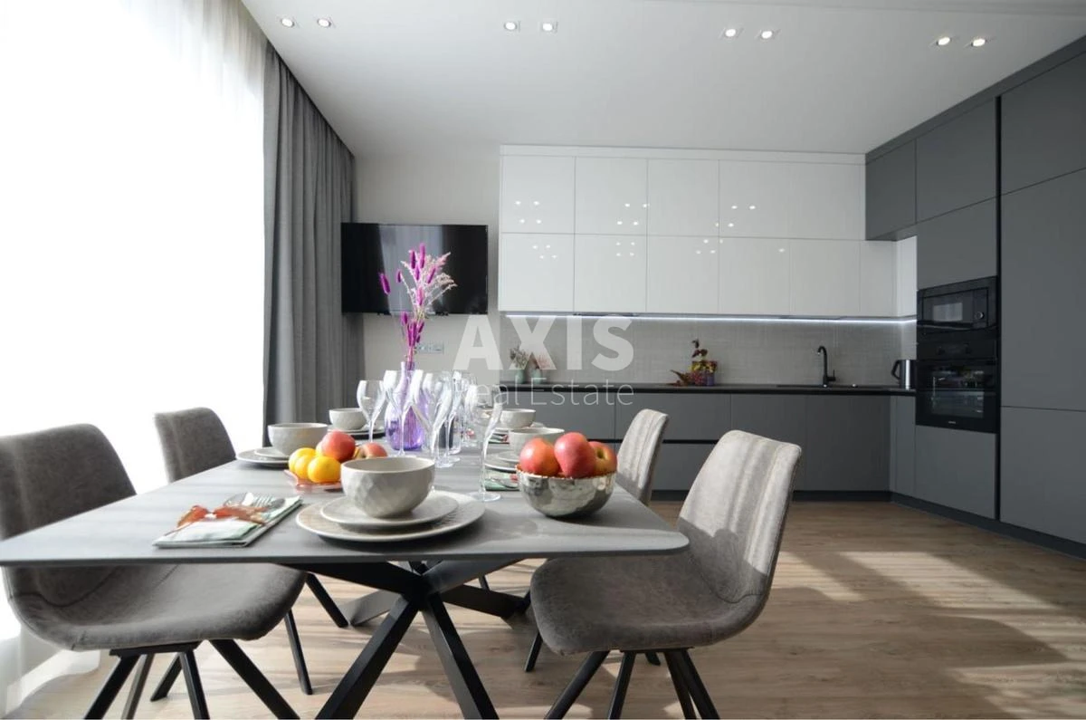 4k apartment vul. Buslivs'ka 12443800