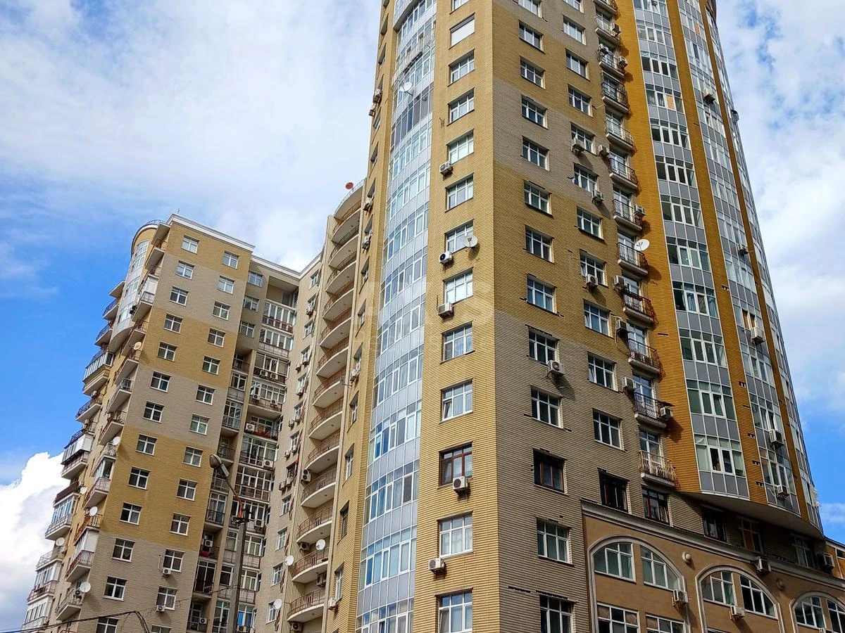 3k apartment vul. Antonovycha 727019119