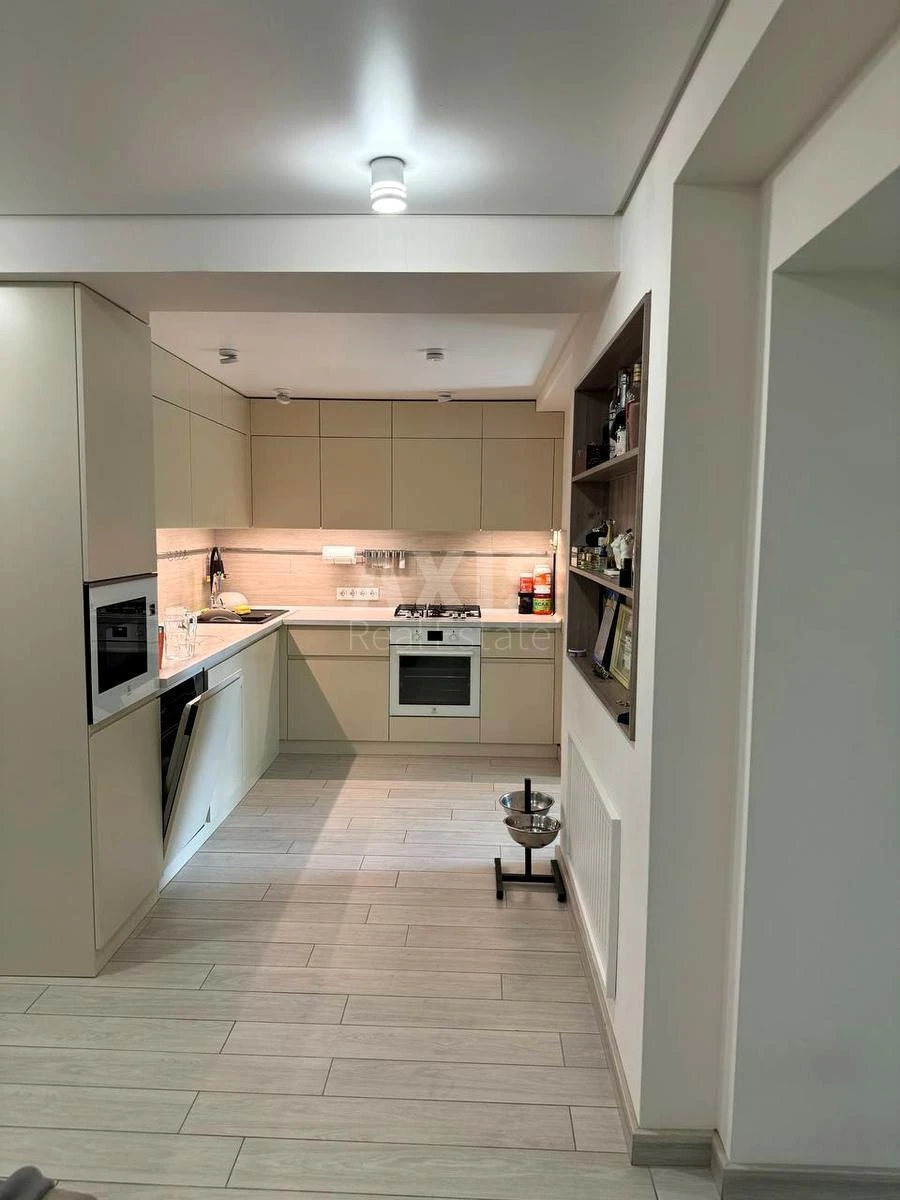 3k apartment vul. Bereznjakivs'ka 14А6682012