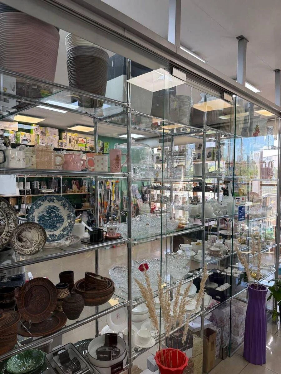 Trade object pr-t Berestejskij 136, 200m2700394