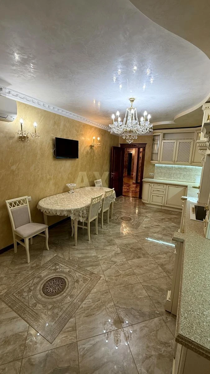 3k apartment bul. Chokolivs'kyj 42А645330