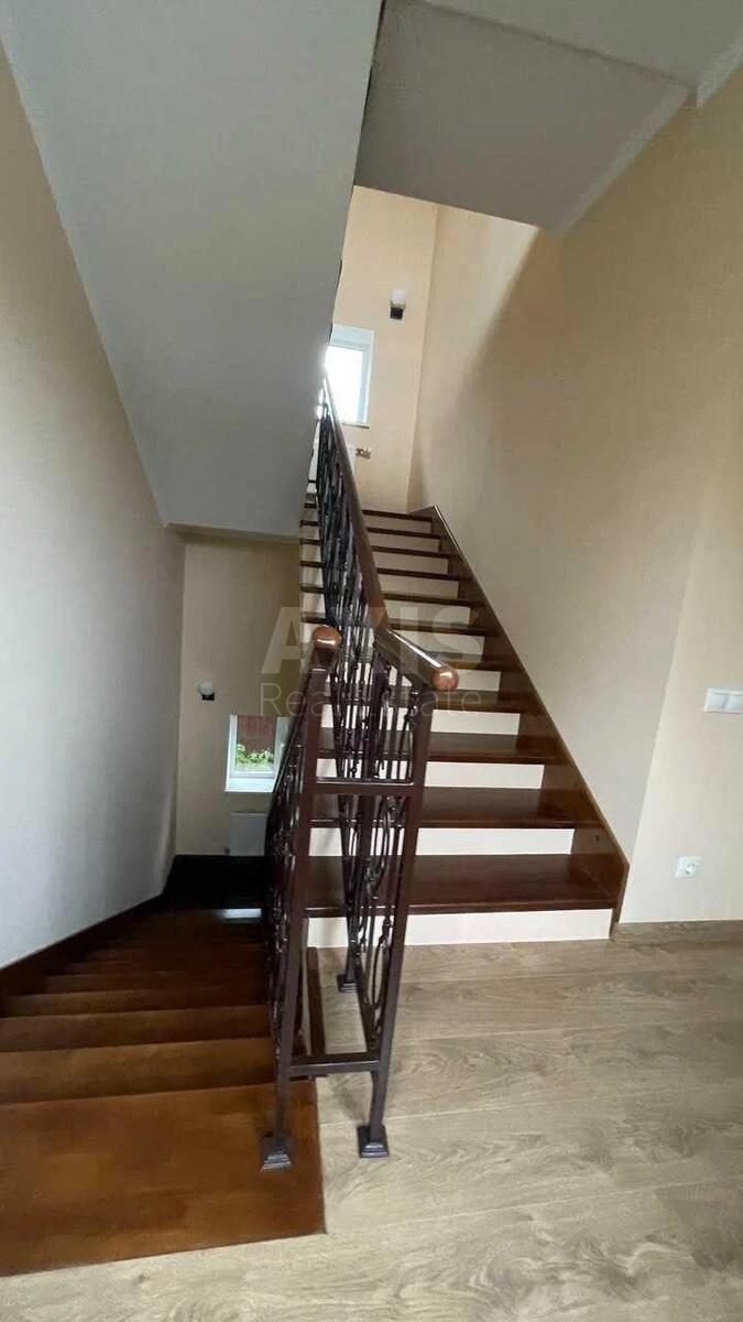 Дoм ул. Столетова, 200м2, город Киев467302