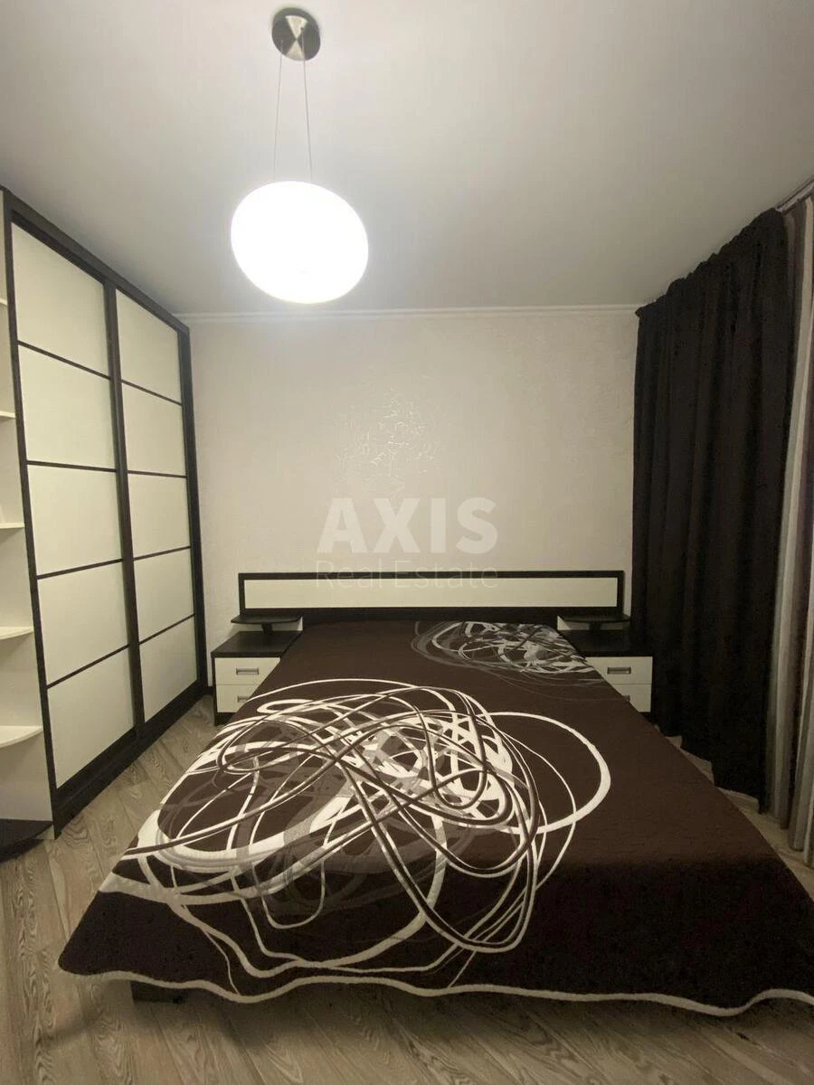 2к квартира ул. Ревуцкого 7643176