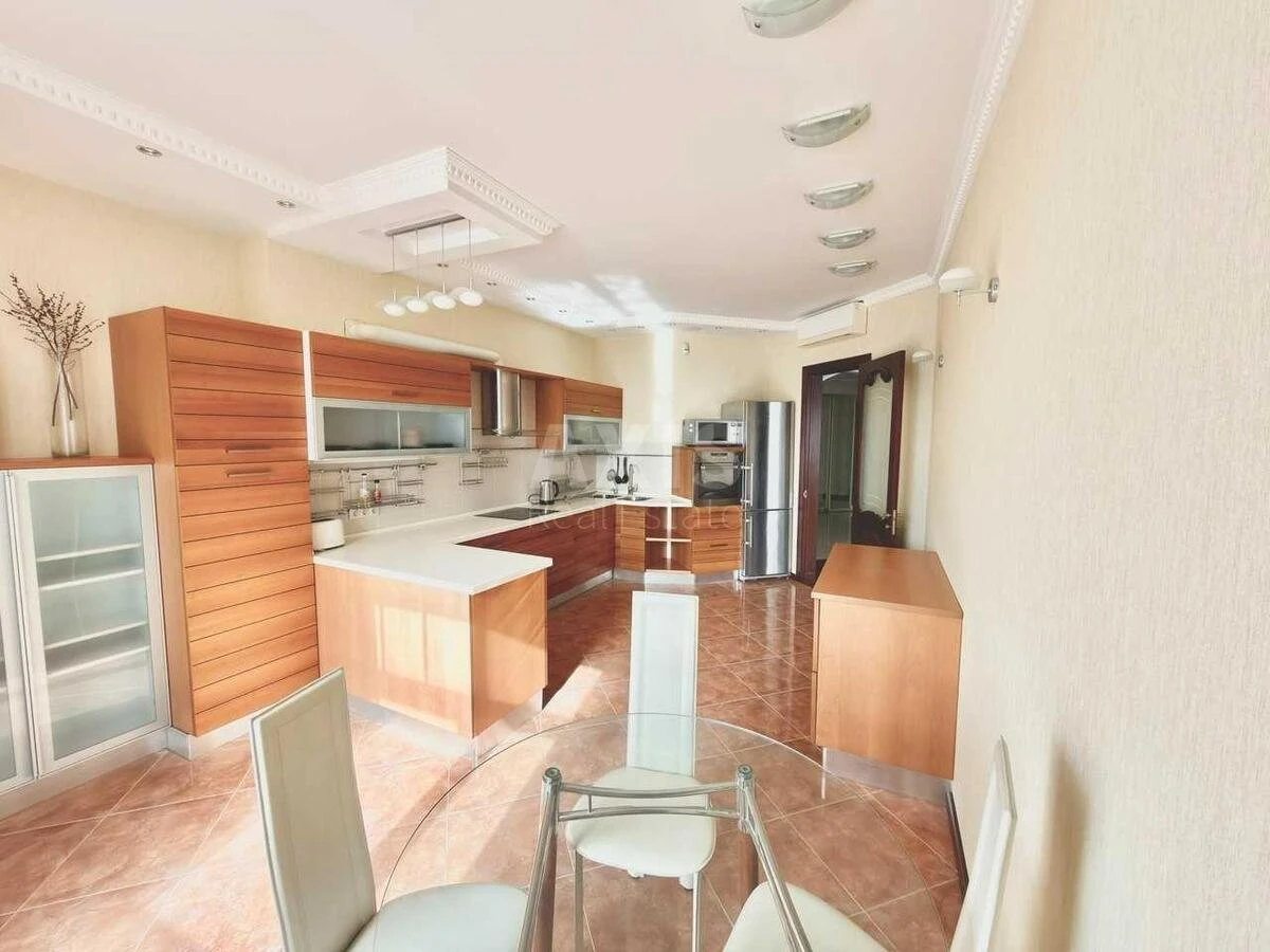 4k apartment vul. Irynyns'ka 5/2467224