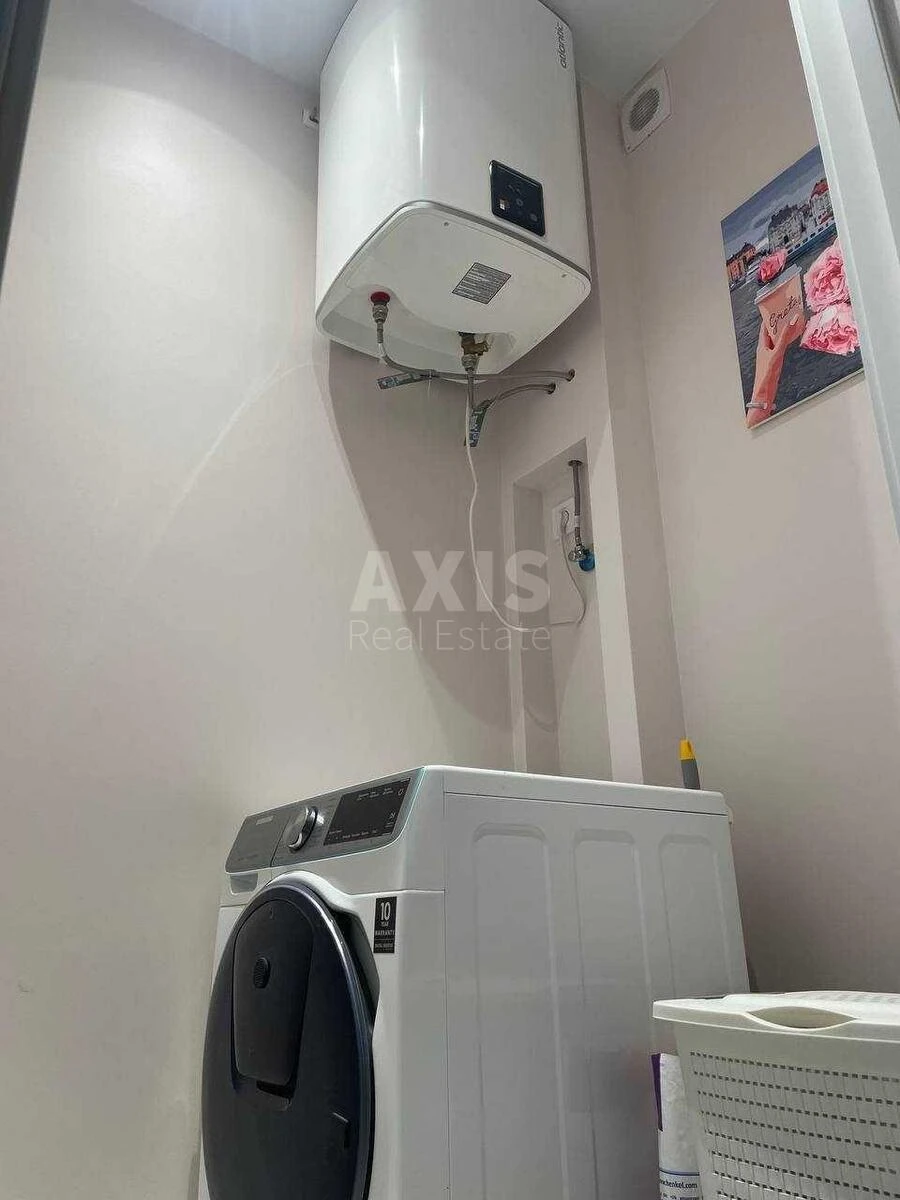 2к квартира ул. Салютная 2Б6730111