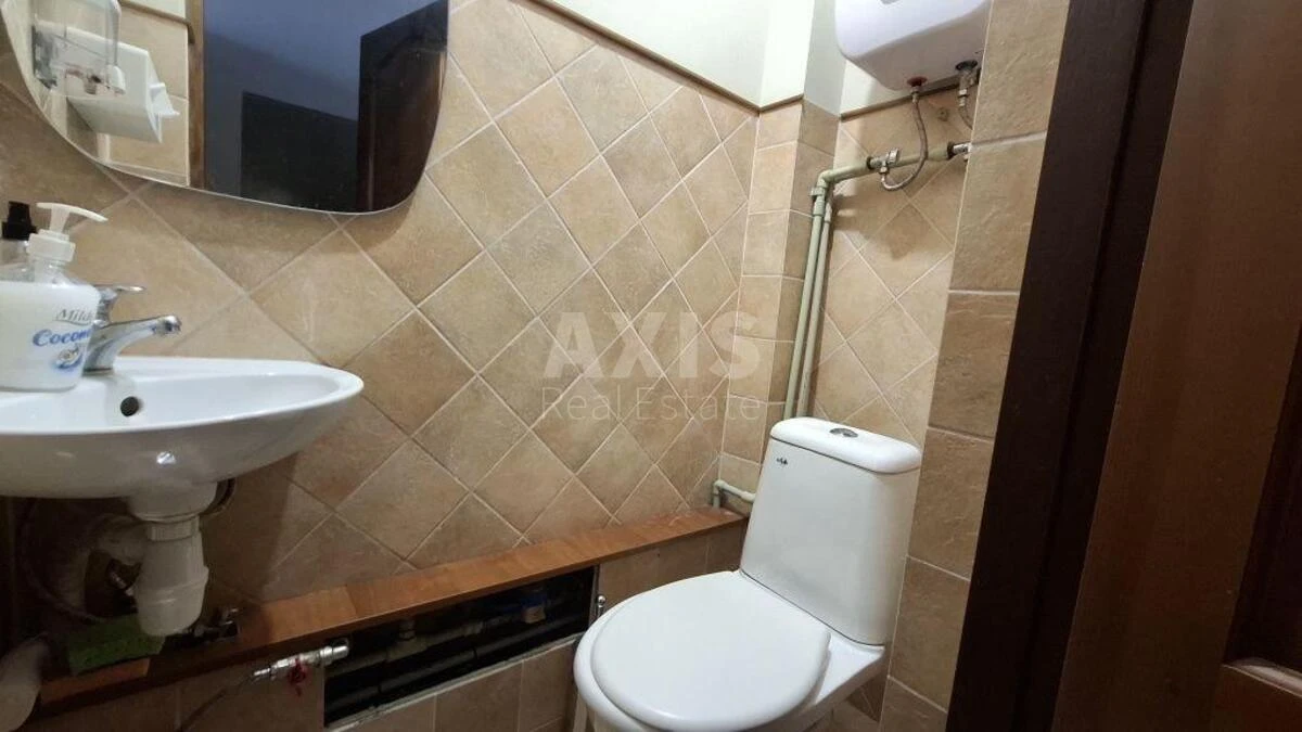 Офис ул. Строителей 34/1, 78м2689435