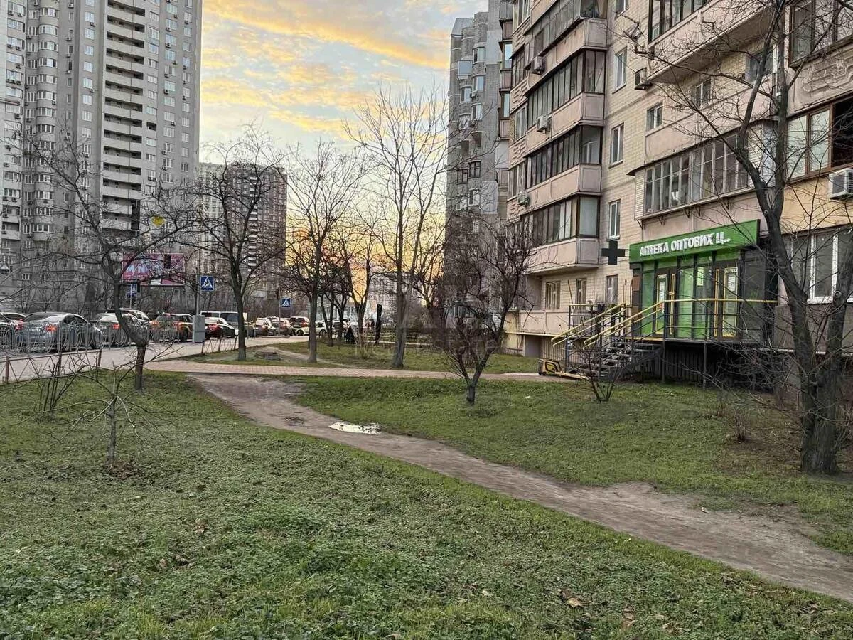 Trade object vul. Knjazhyj Zaton 12, 56m2674773