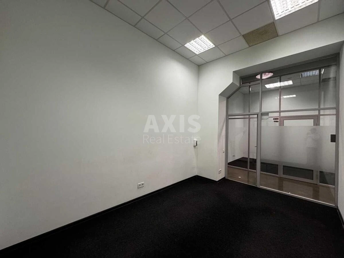 Office prov. Ohtyrs'kyj 7, 1325m26843315