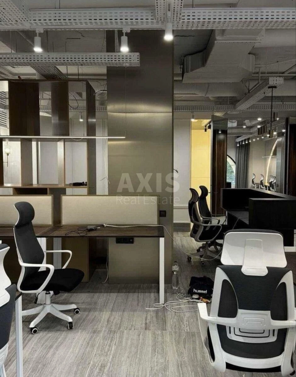 Office vul. Bul'varno-Kudrjavs'ka 17, 208m2647775