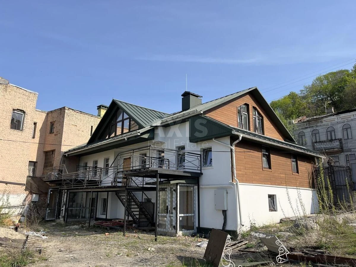 Объект торговли спуск Андреевский 10А, 370м2647852