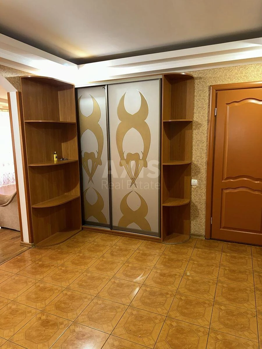 3k apartment vul. Ahmatovoi' Anny 436710811