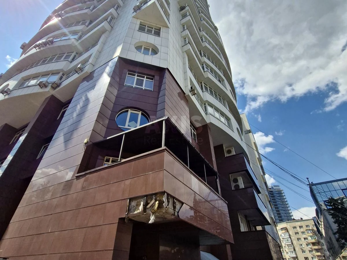 3k apartment uzv. Klovs'kyj 7701929