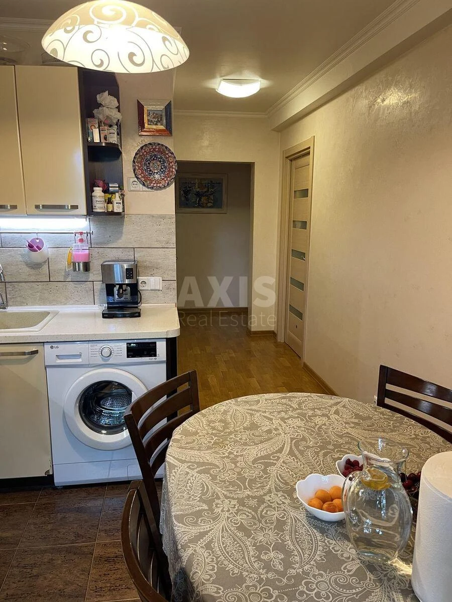 3k apartment vul. Zodchyh 34687303