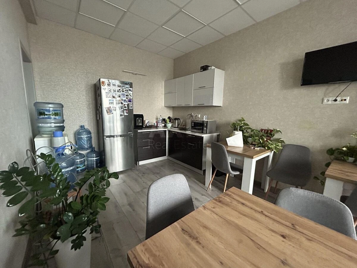 Office vul. Mykil's'ko-Slobids'ka 3Б, 175m26345913