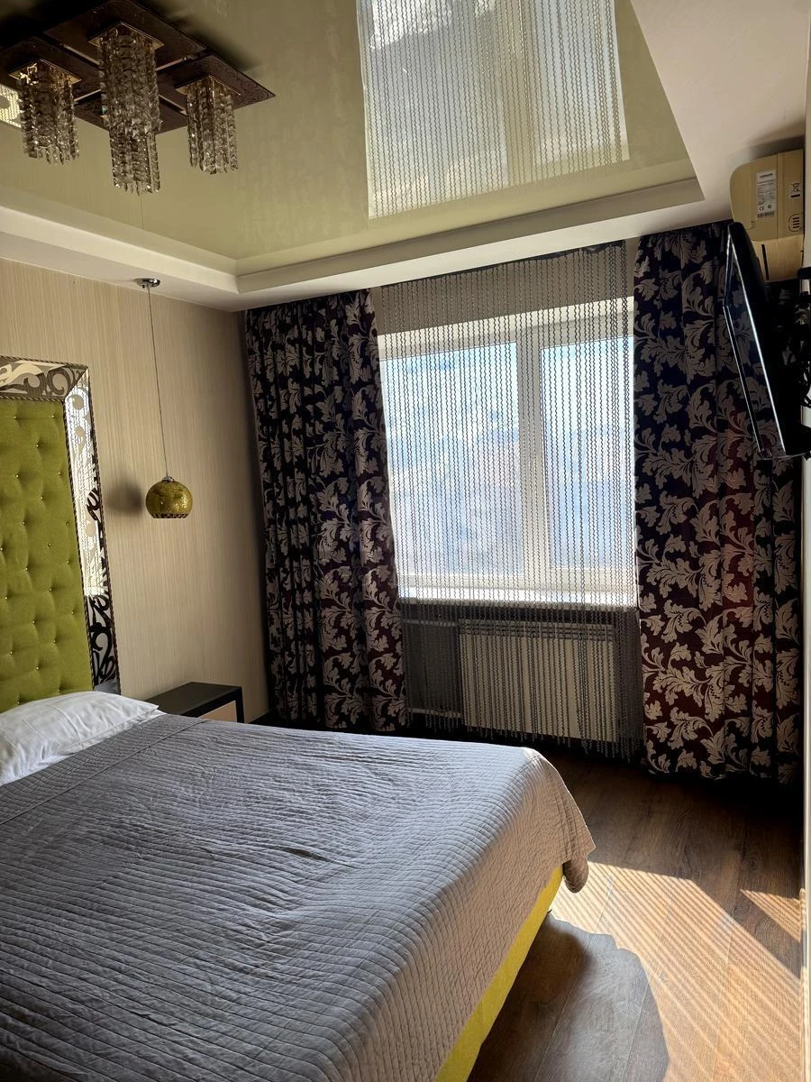 2k apartment bul. Lesi Ukrai'nky 12687132